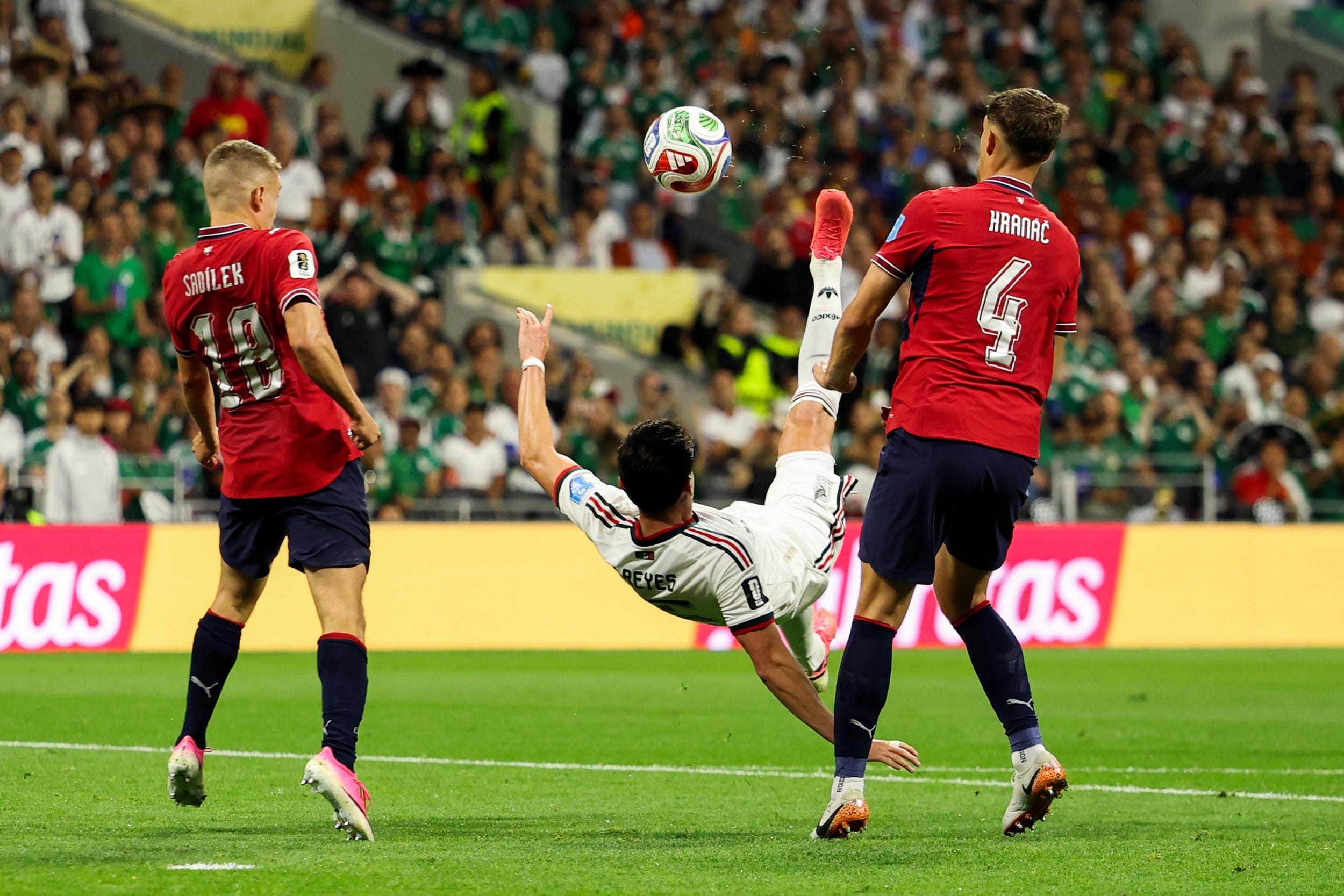 ไฮไลท์บอลเมื่อคืน Czechia vs Mexico 24.06.26 (0-3)