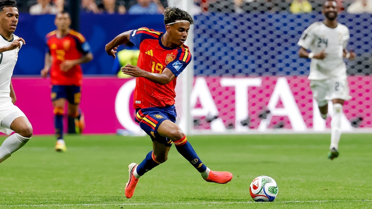 ไฮไลท์บอลเมื่อคืน Uruguay vs Spain 26.06.26 (0-1)