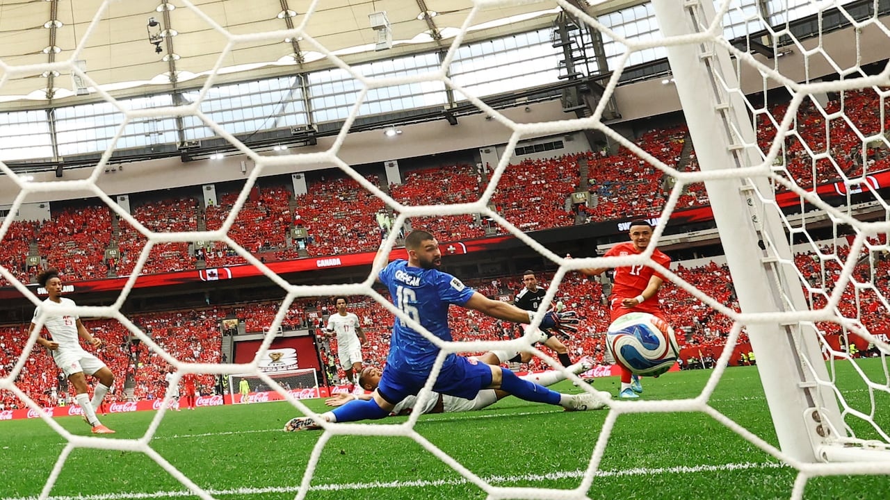 ไฮไลท์บอลเมื่อคืน Switzerland vs Canada 24.06.26 (2-1)