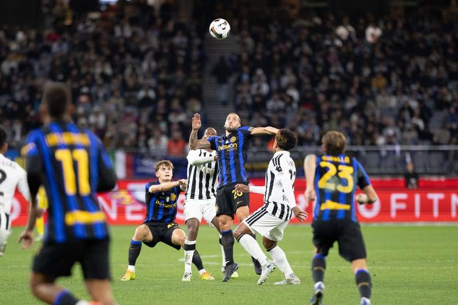 ไฮไลท์บอลเมื่อคืน Juventus vs Inter milan 08.08.26 (1-2)