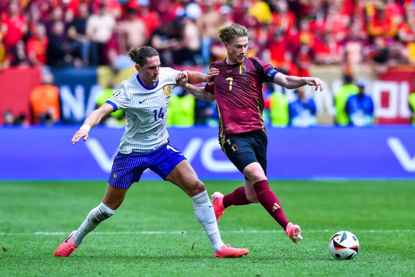ไฮไลท์บอลเมื่อคืน Belgium vs France 28.09.26 (0-1)